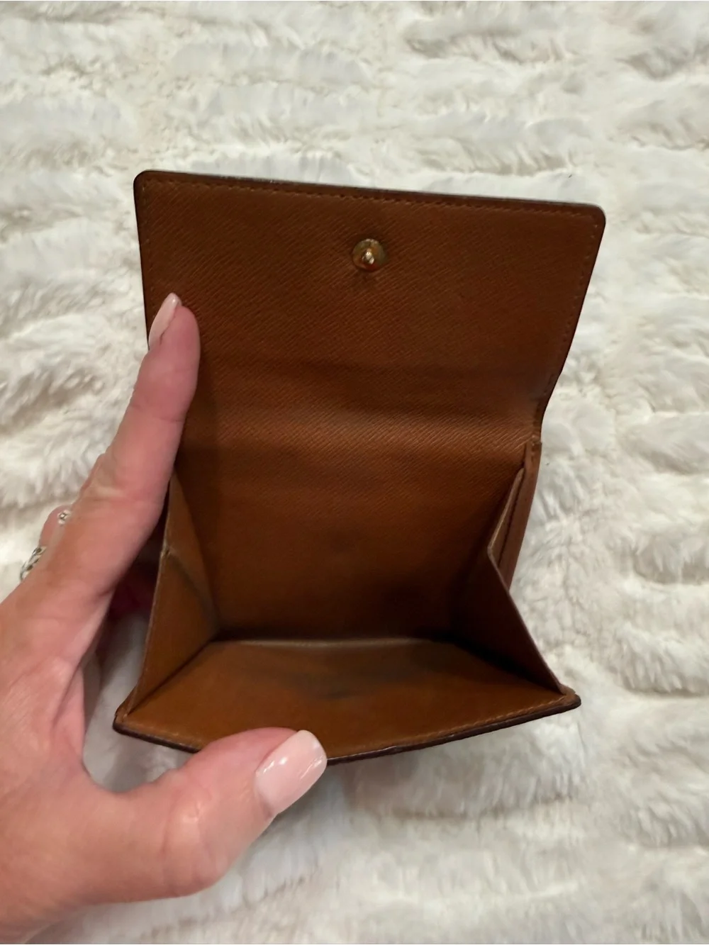 Louis Vuitton Monogram Compact Elise Wallet authenticated